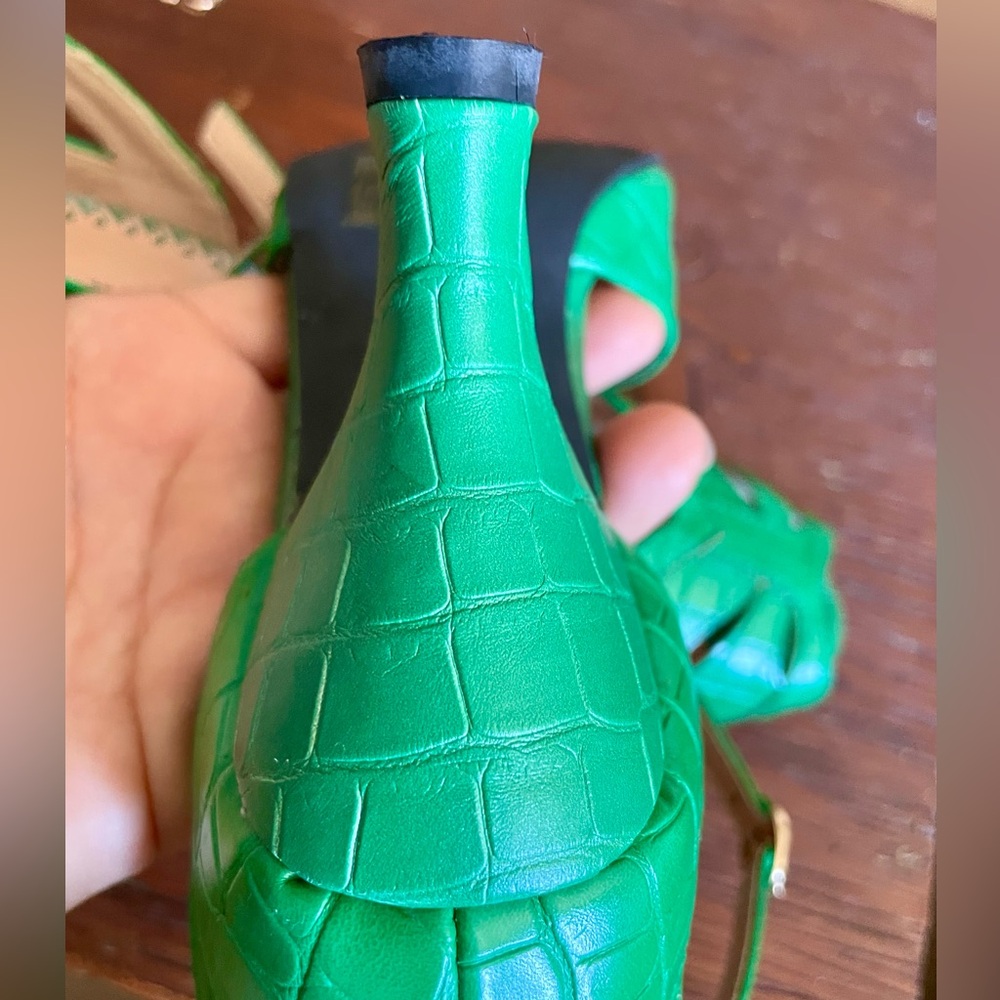 Unique Vintage Bright Green Ankle-Strap Peep Toe Heels, New, no box. - Picture 4 of 6